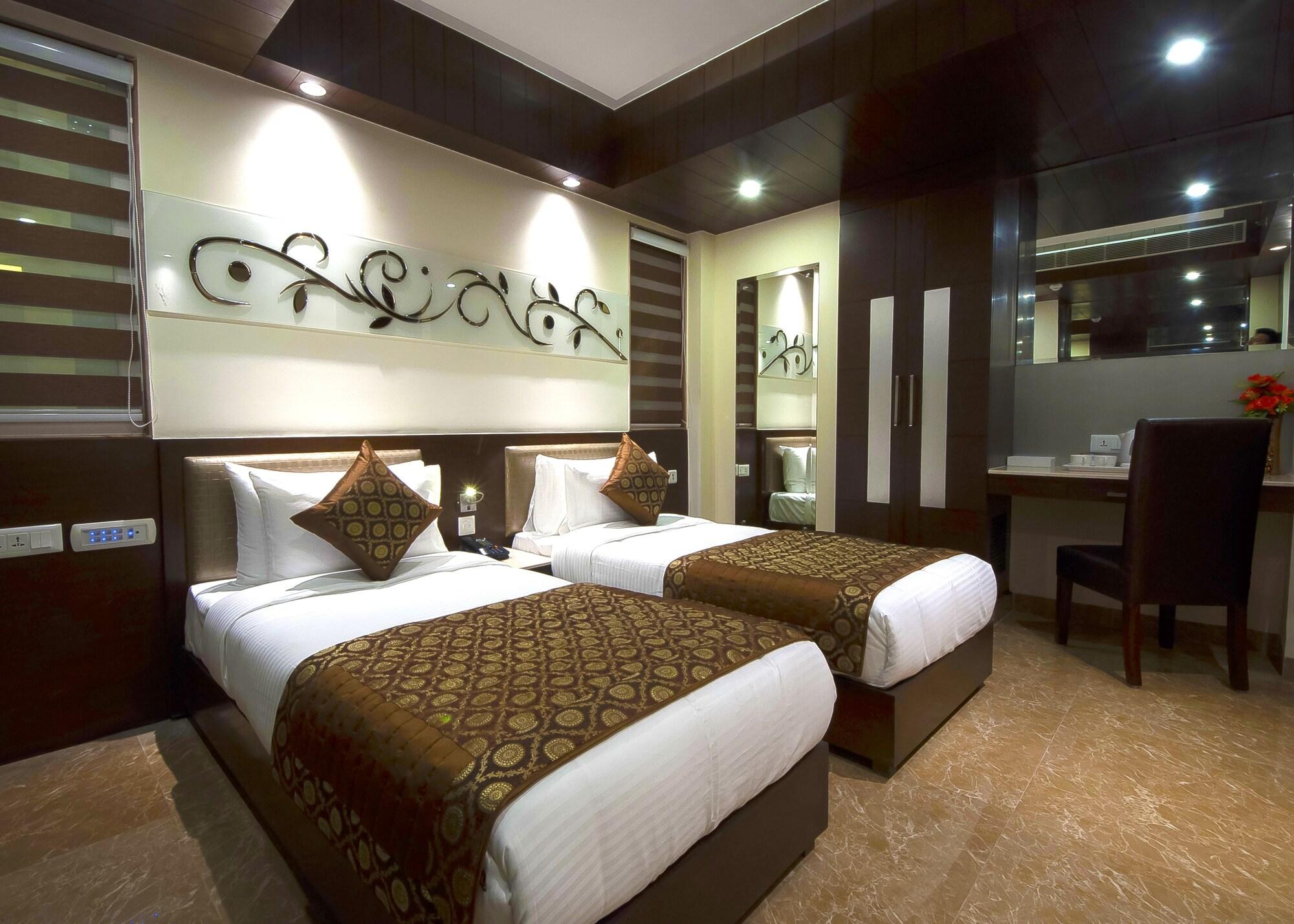 Hotel Golden Grand Δελχί Εξωτερικό φωτογραφία