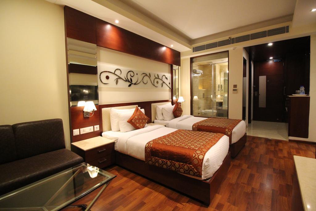 Hotel Golden Grand Δελχί Εξωτερικό φωτογραφία
