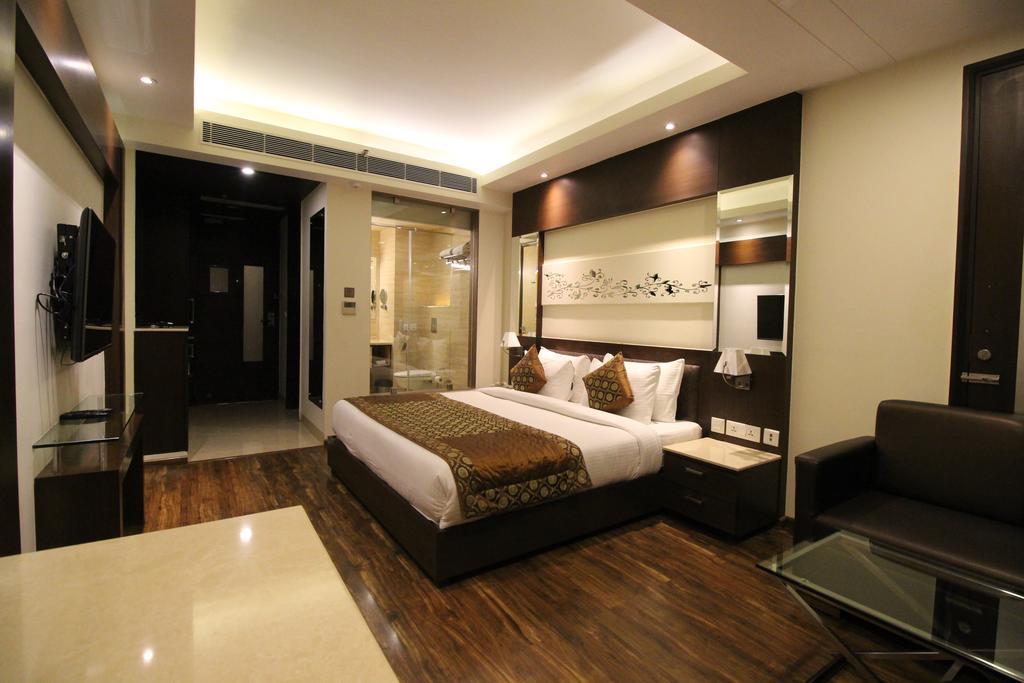 Hotel Golden Grand Δελχί Εξωτερικό φωτογραφία