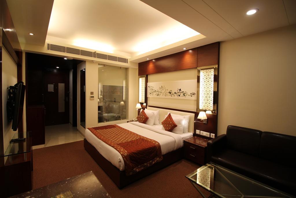 Hotel Golden Grand Δελχί Εξωτερικό φωτογραφία